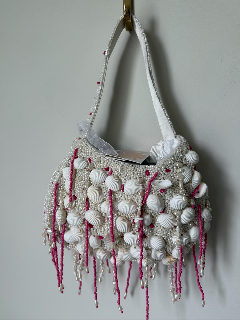 Beaded Seashell pink Fringe Shoulder Bag - Picture 6 of 6